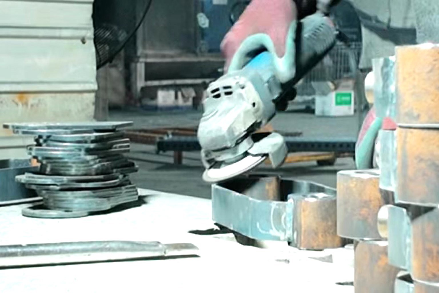 Detail inspection of weld, coating and cable assembly