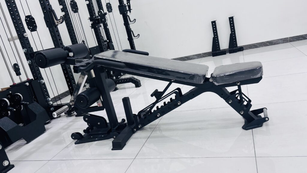 A High-Performance Adjustable Bench Built for Compact Spaces